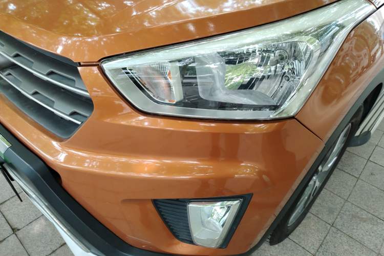Used Hyundai ix25 2016 1.6T Dual-Clutch Two-Wheel Drive Smart GLS Model Left Front Headlight