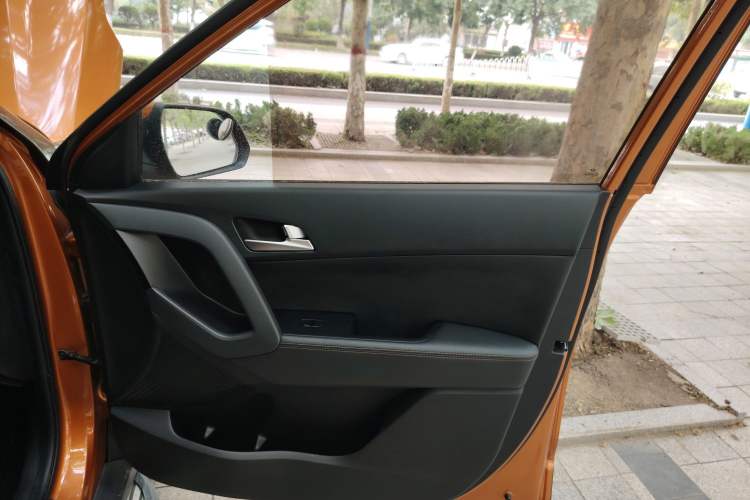 Used Hyundai ix25 2016 1.6T Dual-Clutch Two-Wheel Drive Smart GLS Model Right Front Door Interior