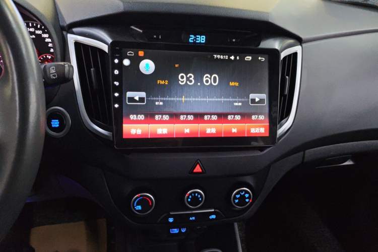 Used Hyundai ix25 2016 1.6T Dual-Clutch Two-Wheel Drive Smart GLS Model Audio And AC Panel