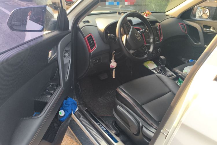 Used Hyundai ix25 2016 1.6T Dual-Clutch Two-Wheel Drive Smart GLS Model Driver Seat
