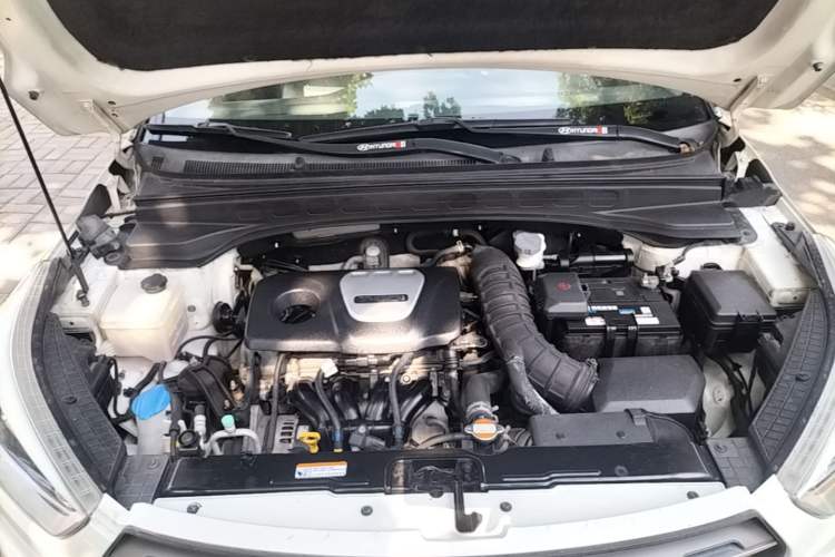 Used Hyundai ix25 2016 1.6T Dual-Clutch Two-Wheel Drive Smart GLS Model Engine Bay