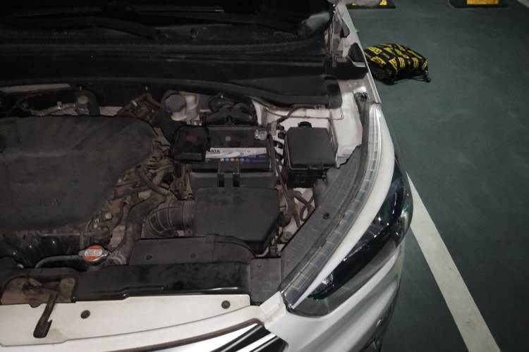 Used Hyundai ix25 2016 1.6T Dual-Clutch Two-Wheel Drive Smart GLS Model Engine Bay Left