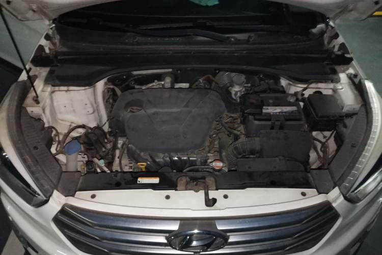 Used Hyundai ix25 2016 1.6T Dual-Clutch Two-Wheel Drive Smart GLS Model Engine Bay