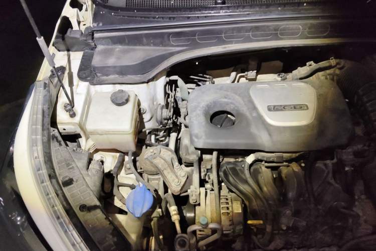 Used Hyundai ix25 2016 1.6T Dual-Clutch Two-Wheel Drive Smart GLS Model Engine Bay Right