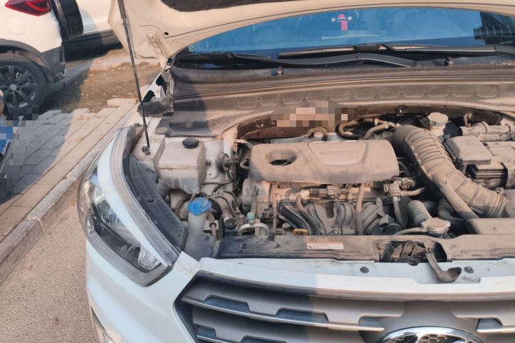 Used Hyundai ix25 2016 1.6T Dual-Clutch Two-Wheel Drive Smart GLS Model Engine Bay Right