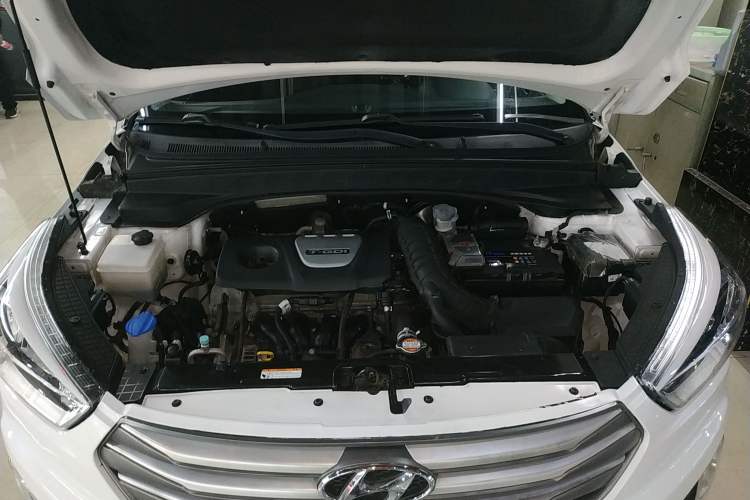 Used Hyundai ix25 2016 1.6T Dual-Clutch Two-Wheel Drive Smart GLS Model Engine Bay