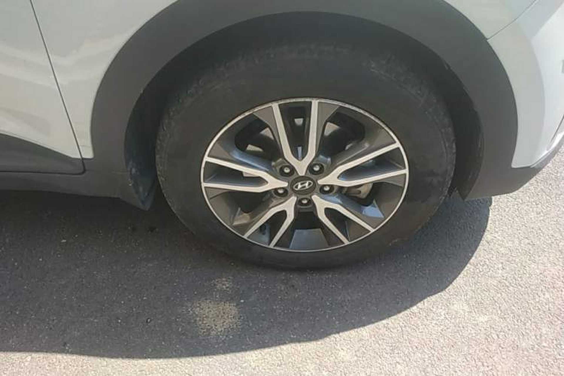 Used Hyundai ix25 2016 1.6T Dual-Clutch Two-Wheel Drive Smart GLS Model Exterior 1