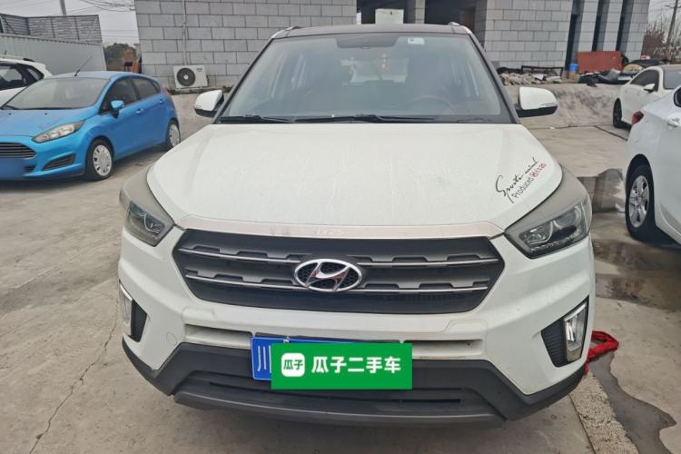 Used Hyundai ix25 2016 1.6T Dual-Clutch Two-Wheel Drive Smart GLS Model Front