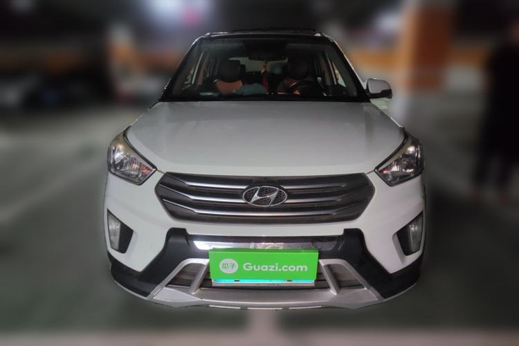 Used Hyundai ix25 2016 1.6T Dual-Clutch Two-Wheel-Drive Deluxe DLX Model Front