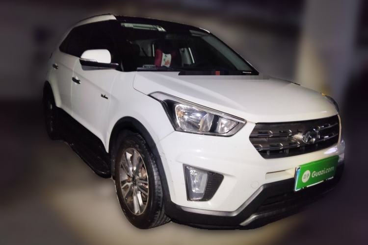 Used Hyundai ix25 2016 1.6T Dual-Clutch Two-Wheel Drive Smart GLS Model Front Right 45 Deg
