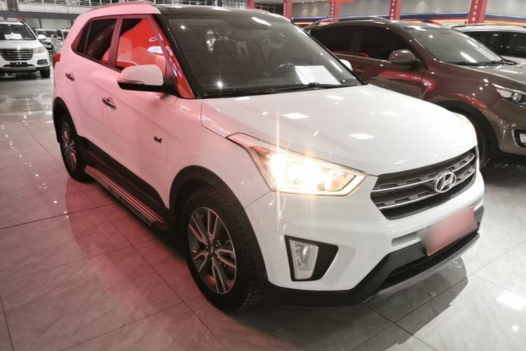 Used Hyundai ix25 2016 1.6T Dual-Clutch Two-Wheel Drive Smart GLS Model Front Right 45 Deg