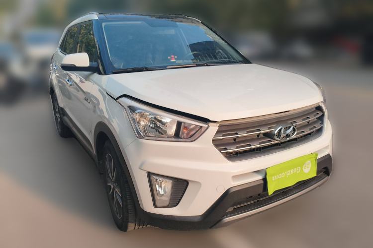 Used Hyundai ix25 2016 1.6T Dual-Clutch Two-Wheel Drive Smart GLS Model Front Right 45 Deg