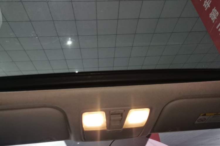 Used Hyundai ix25 2016 1.6T Dual-Clutch Two-Wheel Drive Smart GLS Model Headliner
