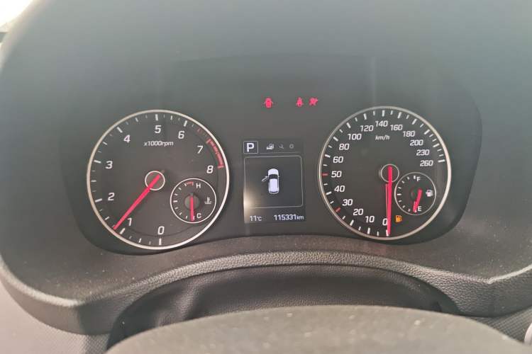 Used Hyundai ix25 2016 1.6T Dual-Clutch Two-Wheel Drive Smart GLS Model Instrument Cluster