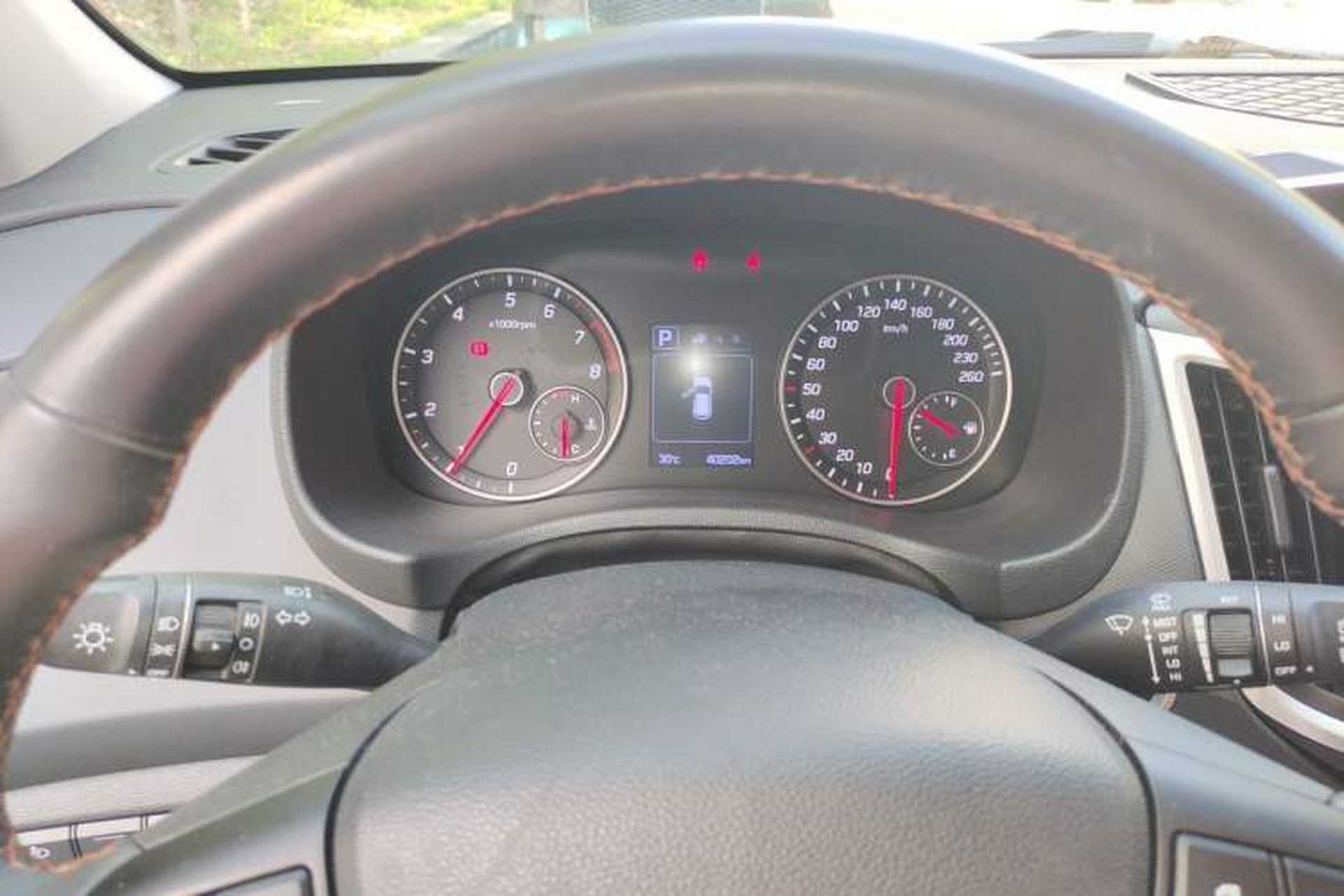 Used Hyundai ix25 2016 1.6T Dual-Clutch Two-Wheel Drive Smart GLS Model Instrument Cluster
