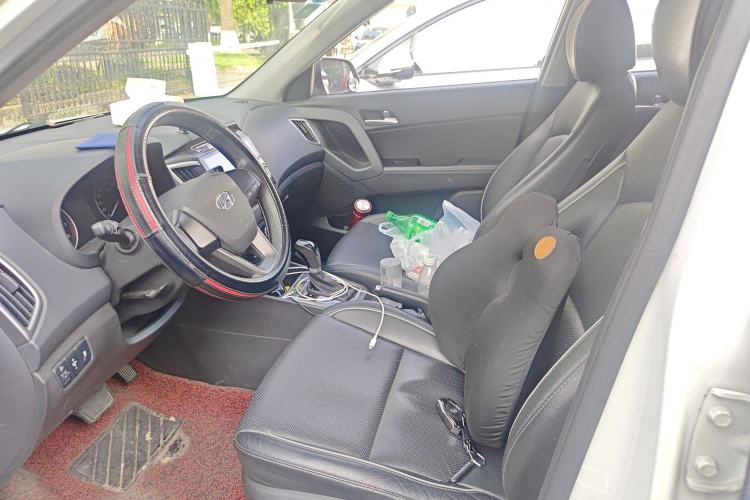 Used Hyundai ix25 2016 1.6T Dual-Clutch Two-Wheel Drive Smart GLS Model Left Front Seat