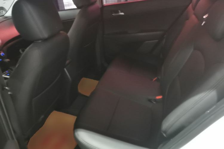 Used Hyundai ix25 2016 1.6T Dual-Clutch Two-Wheel Drive Smart GLS Model Left Rear Seat