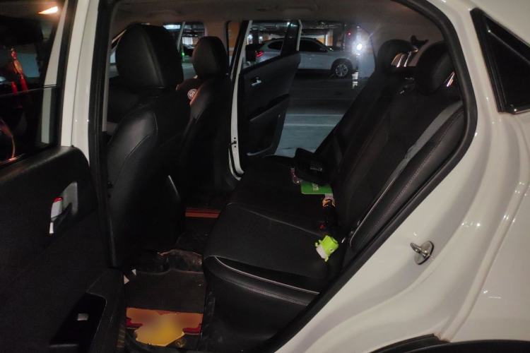Used Hyundai ix25 2016 1.6T Dual-Clutch Two-Wheel-Drive Deluxe DLX Model Left Rear Seat
