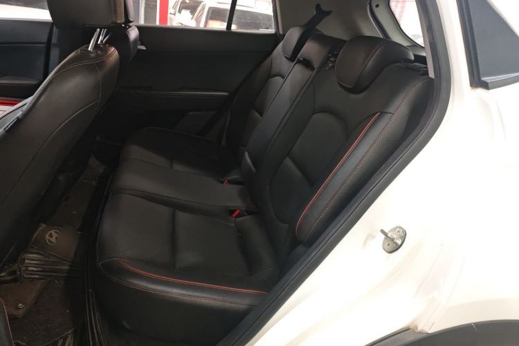 Used Hyundai ix25 2016 1.6T Dual-Clutch Two-Wheel-Drive Deluxe DLX Model Left Rear Seat