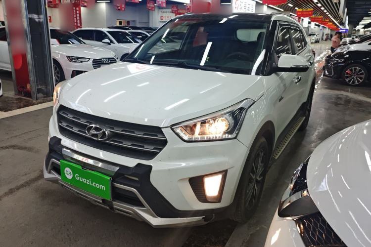 Used Hyundai ix25 2016 1.6T Dual-Clutch Two-Wheel-Drive Deluxe DLX Model Guazi used car, China used car export, Used car for sale, Used  cars, Cheapest cars for sale