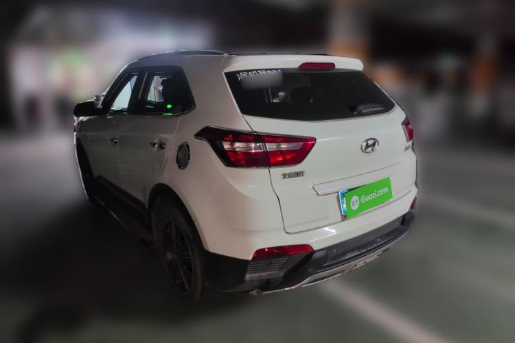 Used Hyundai ix25 2016 1.6T Dual-Clutch Two-Wheel-Drive Deluxe DLX Model Rear Left 45 Deg