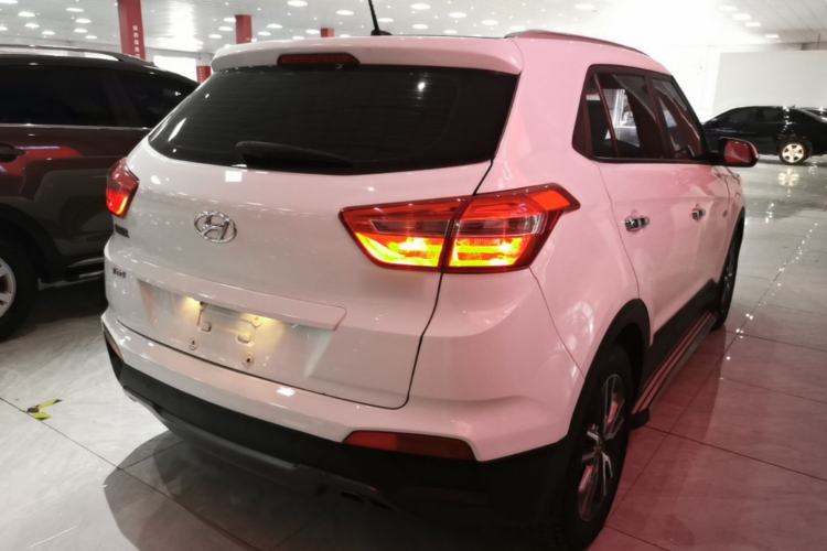 Used Hyundai ix25 2016 1.6T Dual-Clutch Two-Wheel Drive Smart GLS Model Rear Right 45 Deg