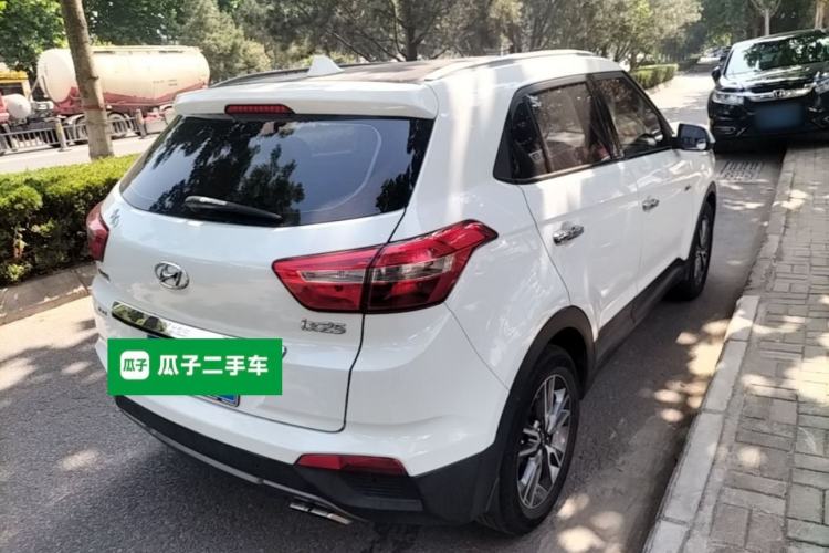 Used Hyundai ix25 2016 1.6T Dual-Clutch Two-Wheel Drive Smart GLS Model Rear Right 45 Deg