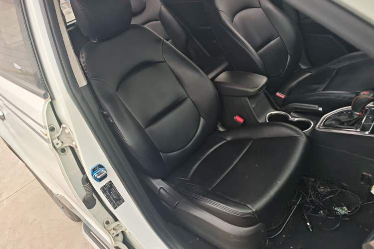 Used Hyundai ix25 2016 1.6T Dual-Clutch Two-Wheel Drive Smart GLS Model Right Front Seat