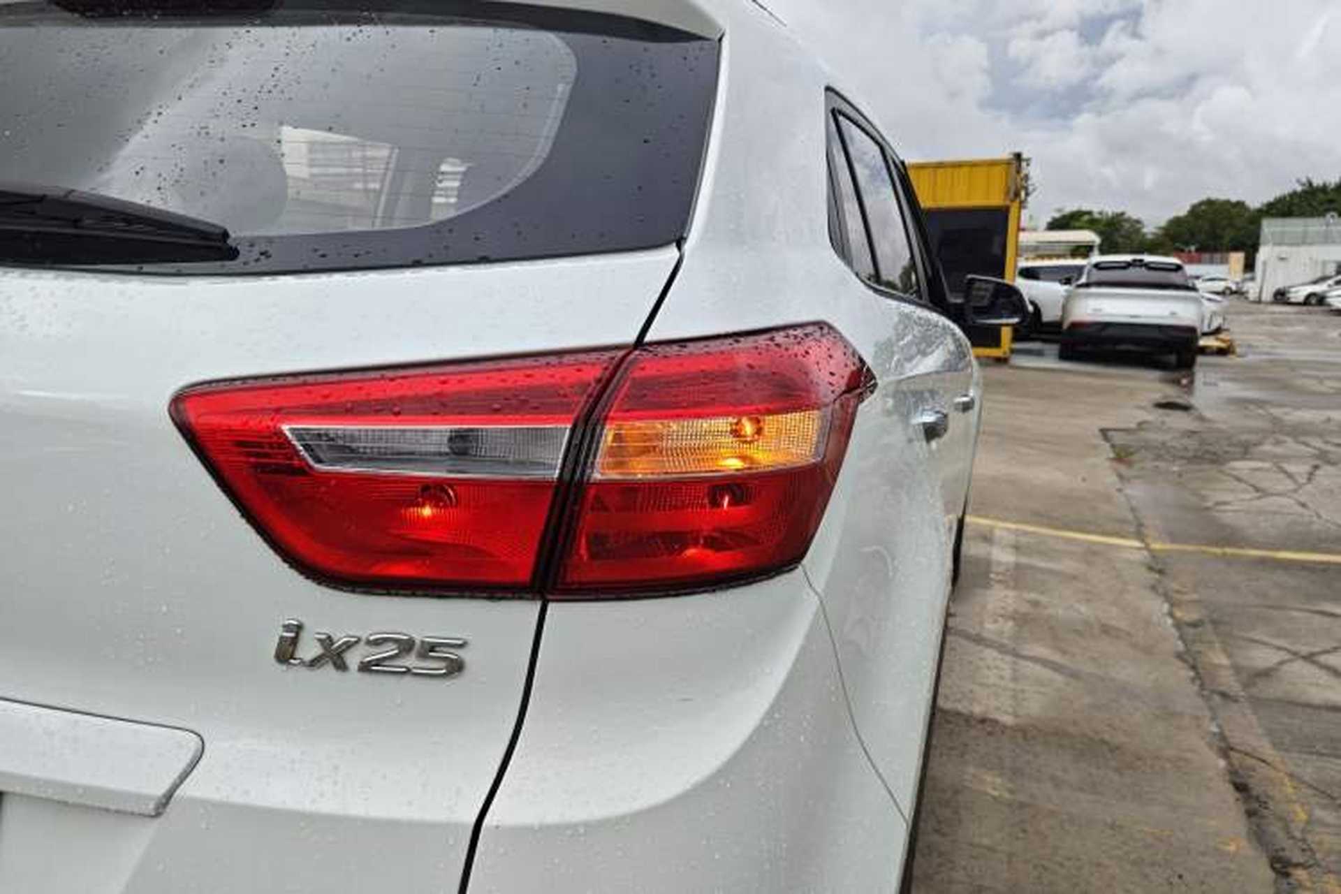 Used Hyundai ix25 2016 1.6T Dual-Clutch Two-Wheel Drive Smart GLS Model Right Rear Taillight