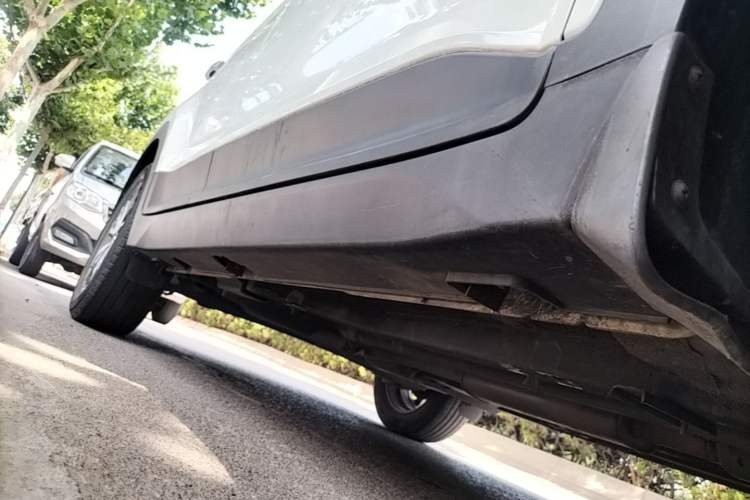 Used Hyundai ix25 2016 1.6T Dual-Clutch Two-Wheel Drive Smart GLS Model Right Side Sill