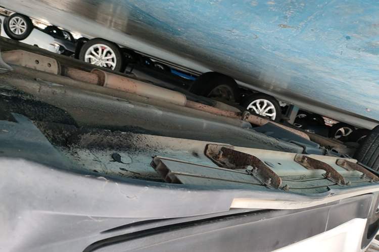 Used Hyundai ix25 2016 1.6T Dual-Clutch Two-Wheel-Drive Deluxe DLX Model Right Side Sill