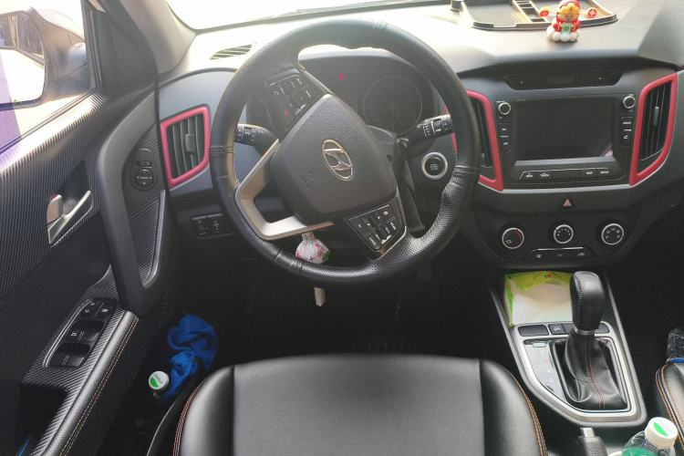 Used Hyundai ix25 2016 1.6T Dual-Clutch Two-Wheel Drive Smart GLS Model Steering Wheel
