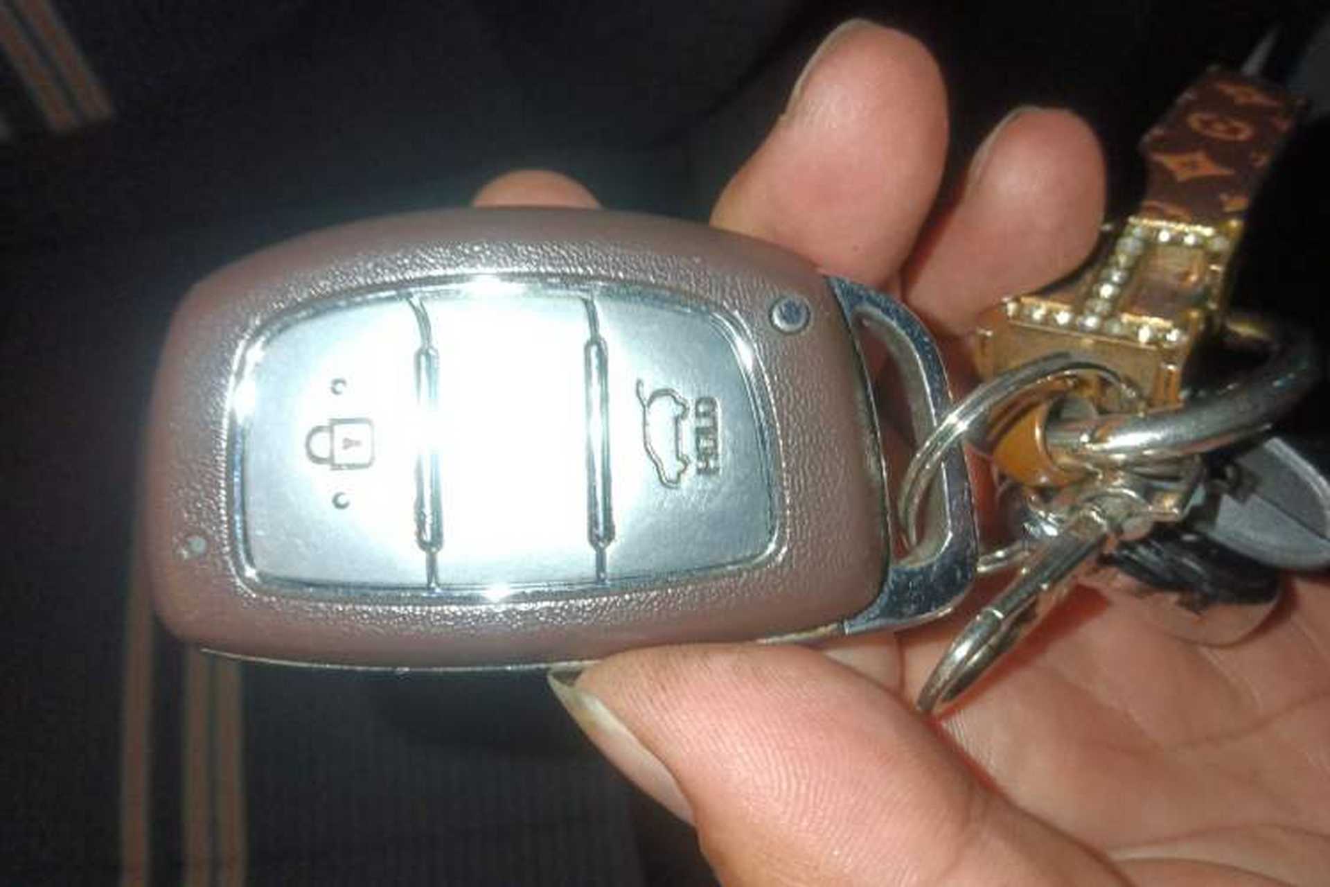 Used Hyundai ix25 2016 1.6T Dual-Clutch Two-Wheel Drive Smart GLS Model Vehicle Key