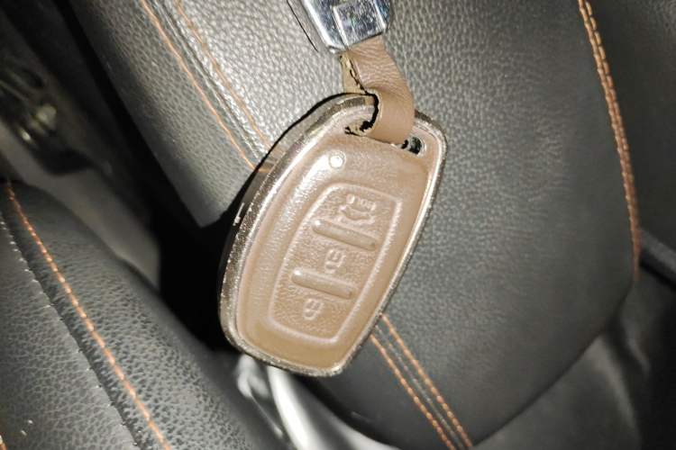 Used Hyundai ix25 2016 1.6T Dual-Clutch Two-Wheel-Drive Deluxe DLX Model Vehicle Key