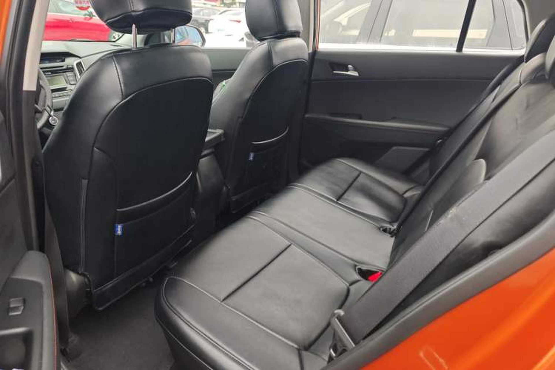 Used Hyundai ix25 2016 1.6T Dual-Clutch Two-Wheel Drive Smart GLS Model Left Rear Seat