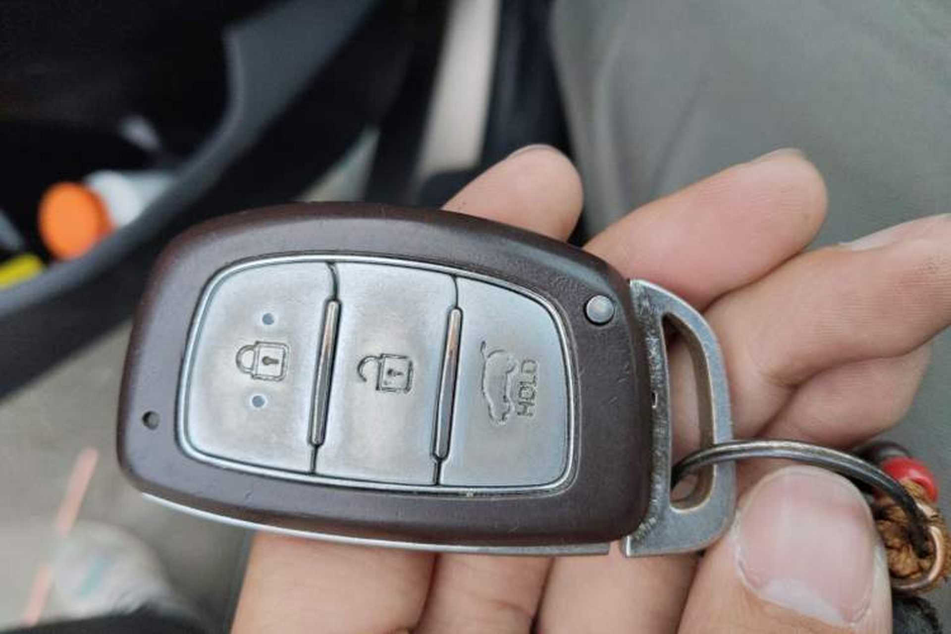 Used Hyundai ix25 2016 1.6T Dual-Clutch Two-Wheel Drive Smart GLS Model Vehicle Key