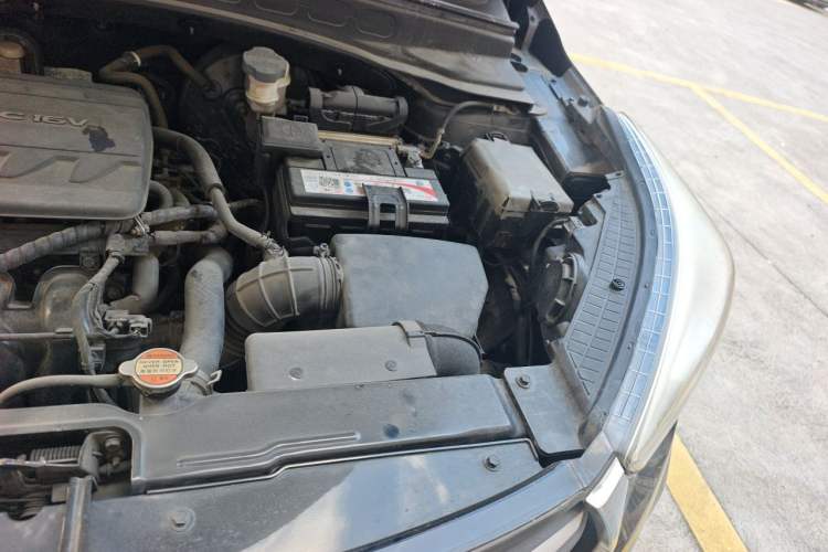 Used Hyundai ix25 2017 1.6L Automatic Smart Version Engine Bay Left