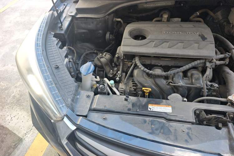 Used Hyundai ix25 2017 1.6L Automatic Smart Version Engine Bay Right