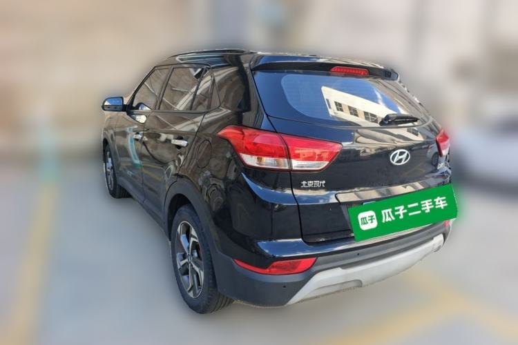 Used Hyundai ix25 2017 1.6L Automatic Smart Version Rear Left 45 Deg