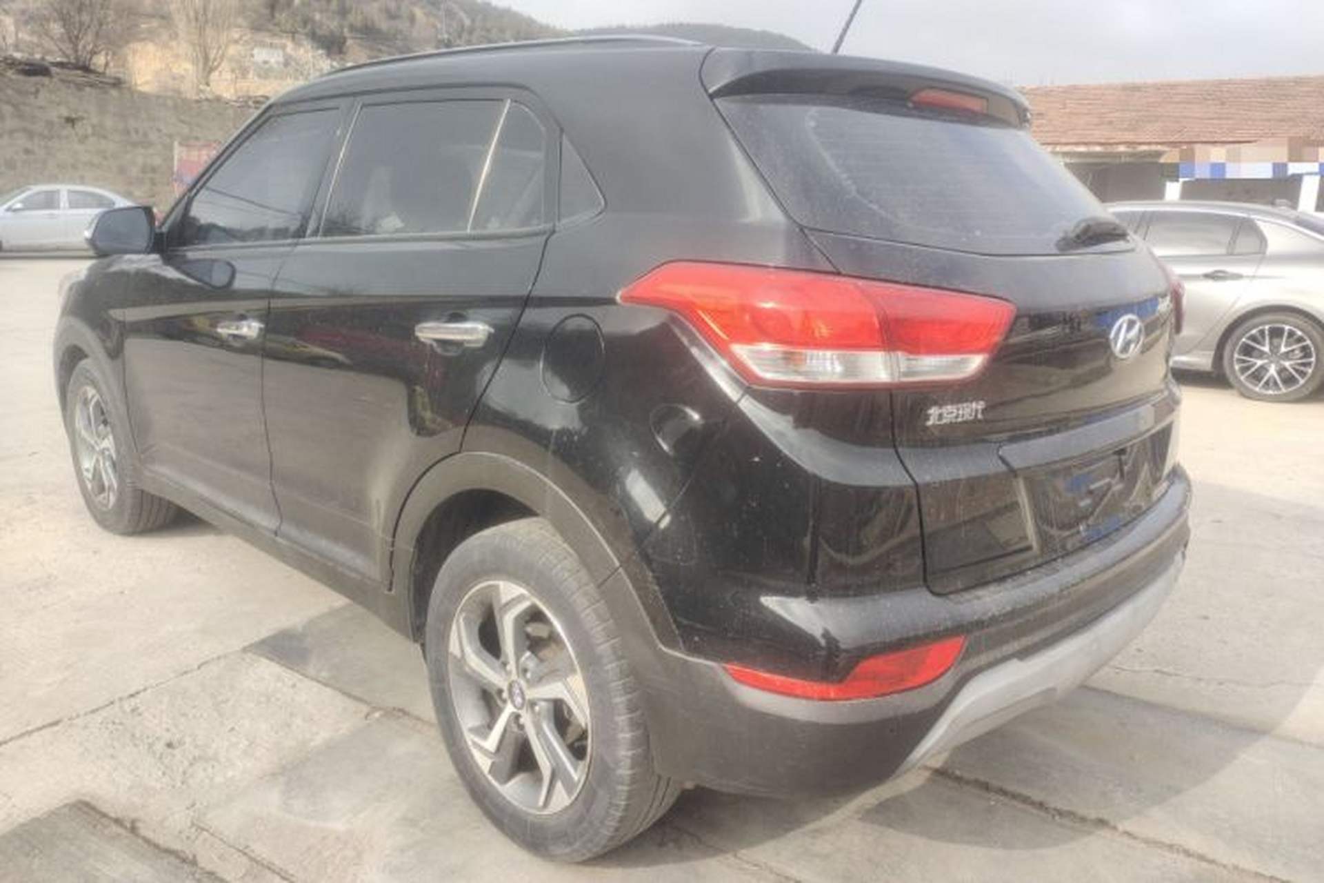 Used Hyundai ix25 2017 1.6L Automatic Smart Version Rear Left 45 Deg