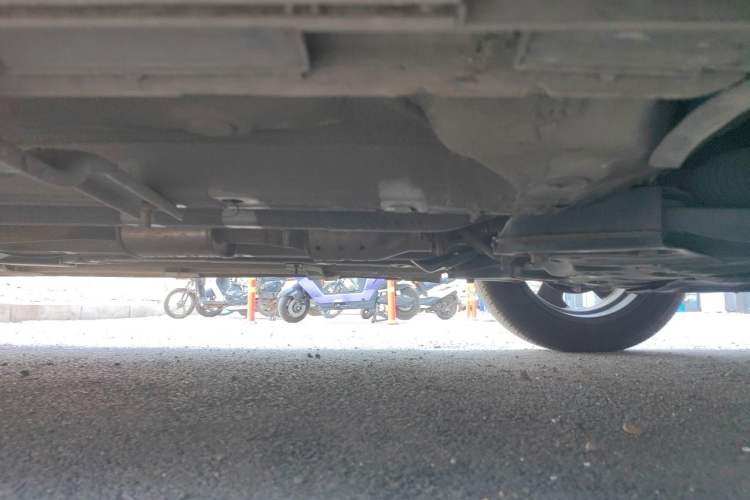 Used Hyundai ix25 2017 1.6L Automatic Smart Version Chassis Front Right