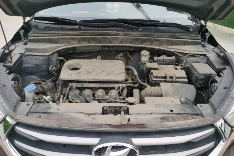 Used Hyundai ix25 2017 1.6L Automatic Smart Version Engine Bay