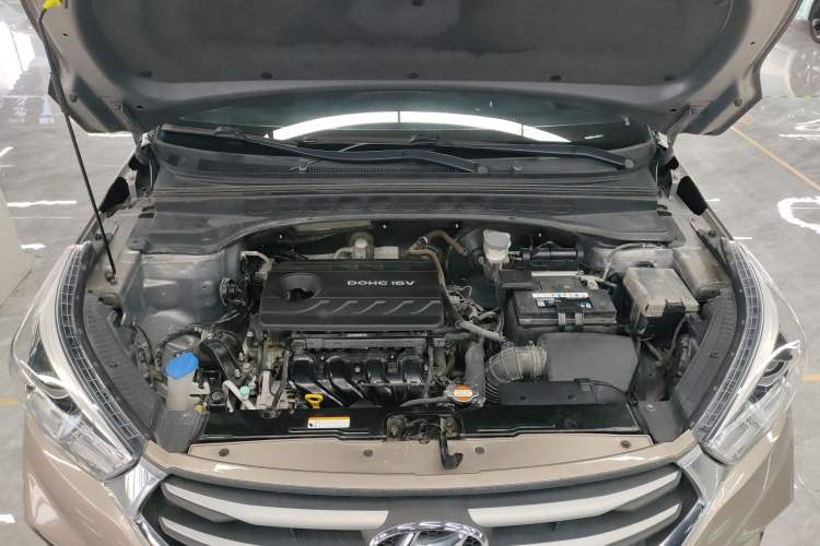 Used Hyundai ix25 2017 1.6L Automatic Smart Version Engine Bay
