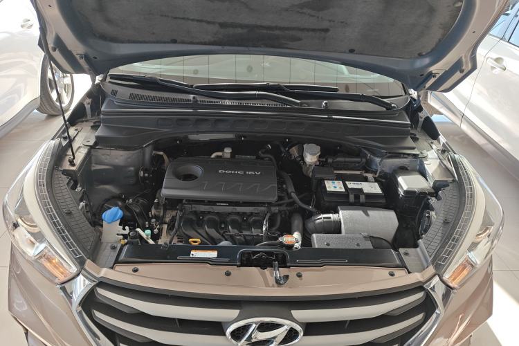 Used Hyundai ix25 2017 1.6L Automatic Smart Version Engine Bay