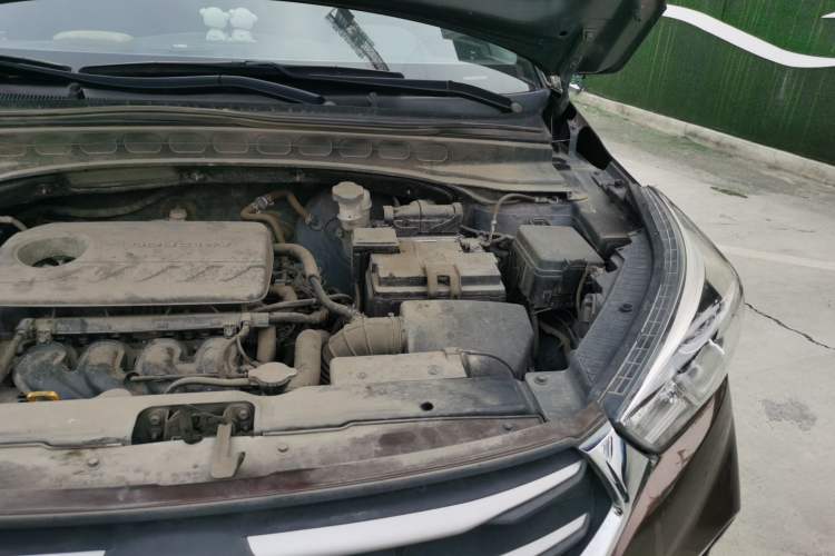 Used Hyundai ix25 2017 1.6L Automatic Smart Version Engine Bay Left