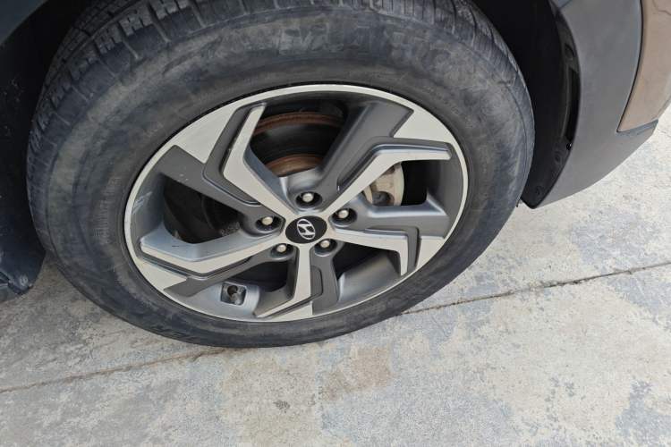 Used Hyundai ix25 2017 1.6L Automatic Smart Version Exterior 4