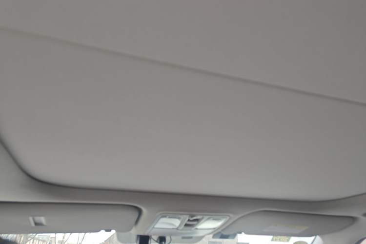 Used Hyundai ix25 2017 1.6L Automatic Smart Version Headliner