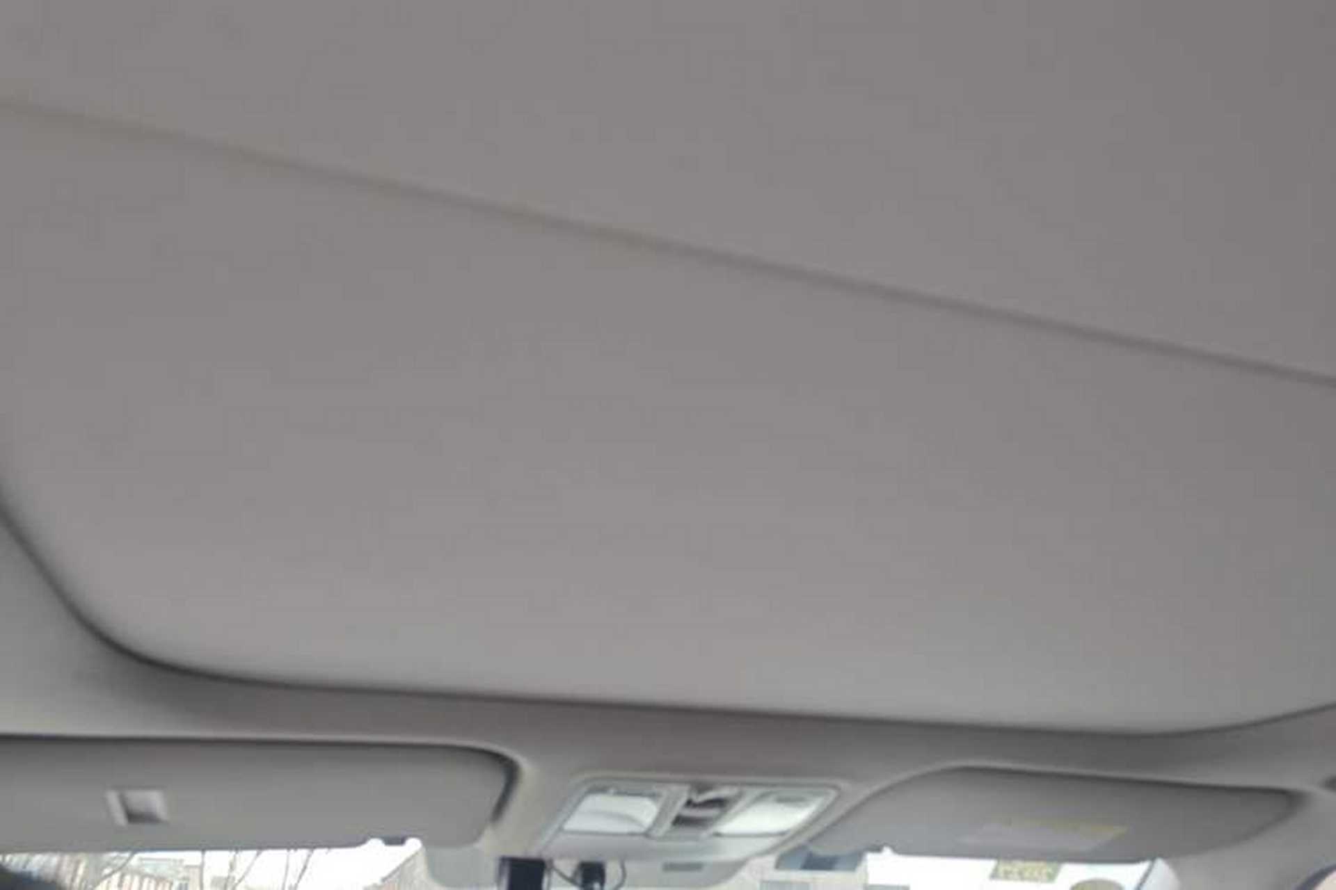 Used Hyundai ix25 2017 1.6L Automatic Smart Version Headliner