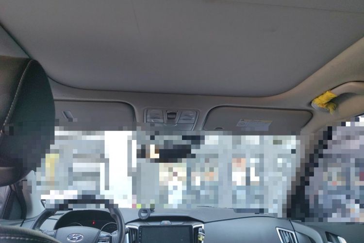 Used Hyundai ix25 2017 1.6L Automatic Smart Version Headliner