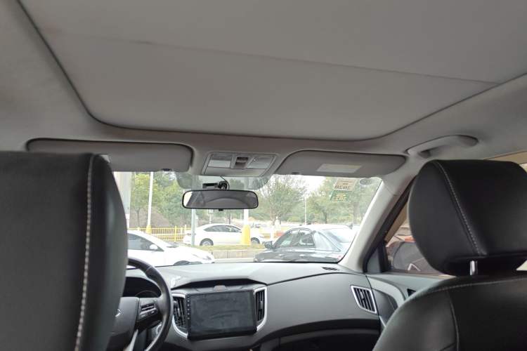 Used Hyundai ix25 2017 1.6L Automatic Smart Version Headliner